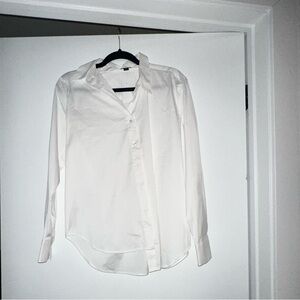 Anne Taylor Classic White Button Down Shirt
